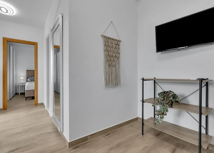 Nyaraló Irena With Heated Pool And Sea View *