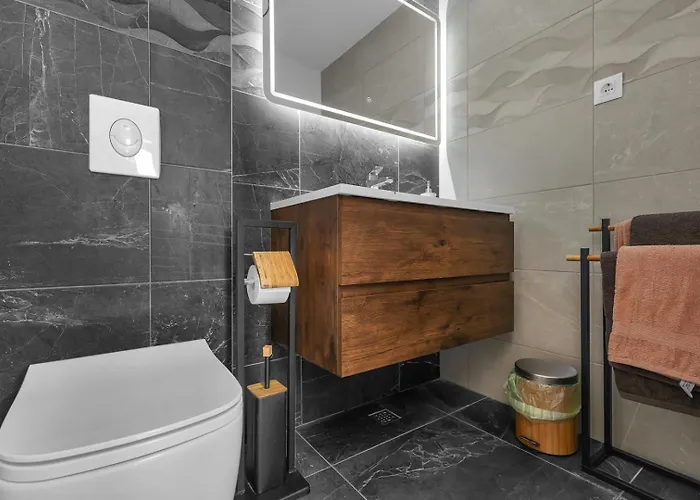 Irena With Heated Pool And Sea View Makarska